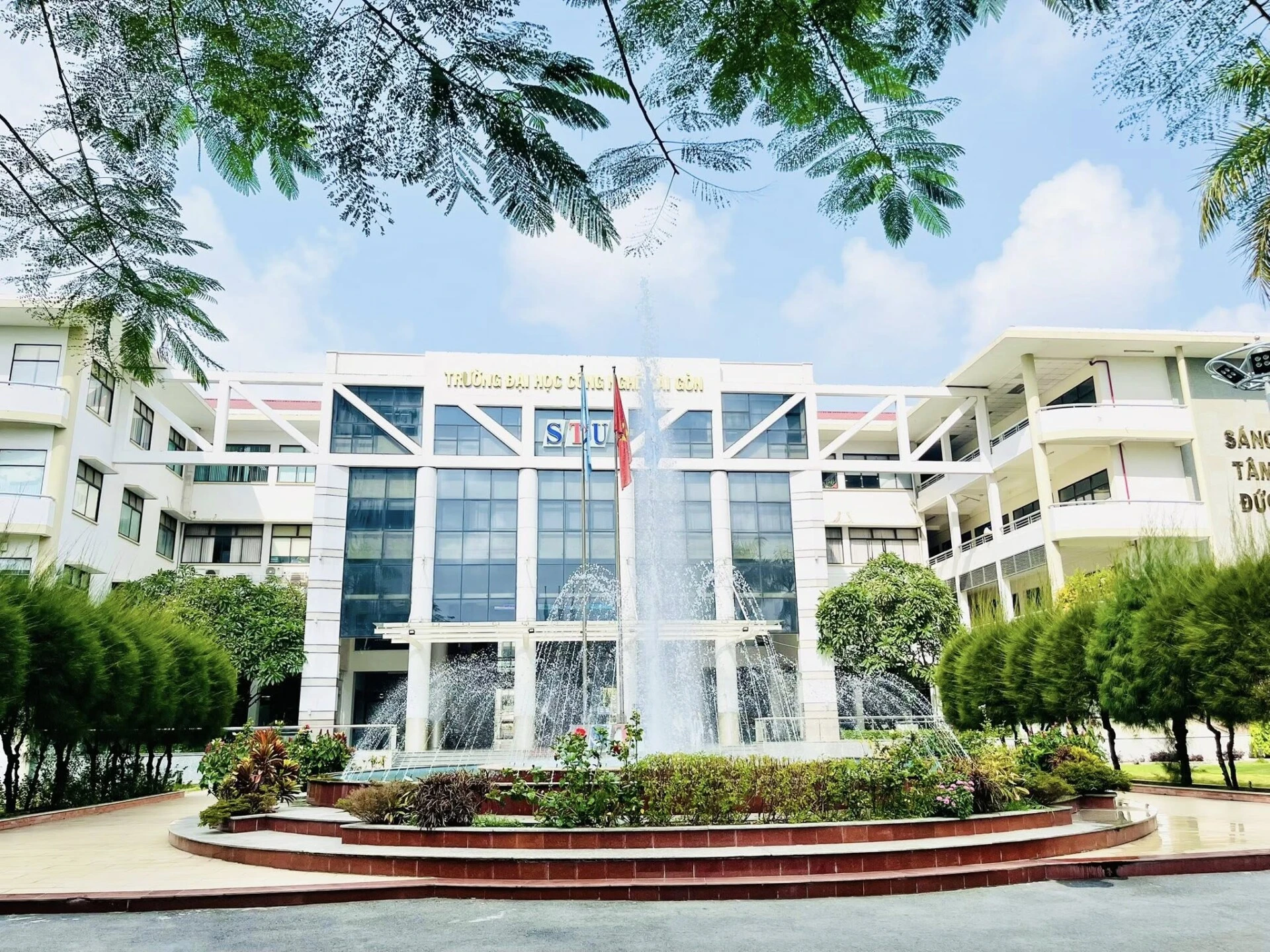STU - Đại học Công nghệ Sài Gòn